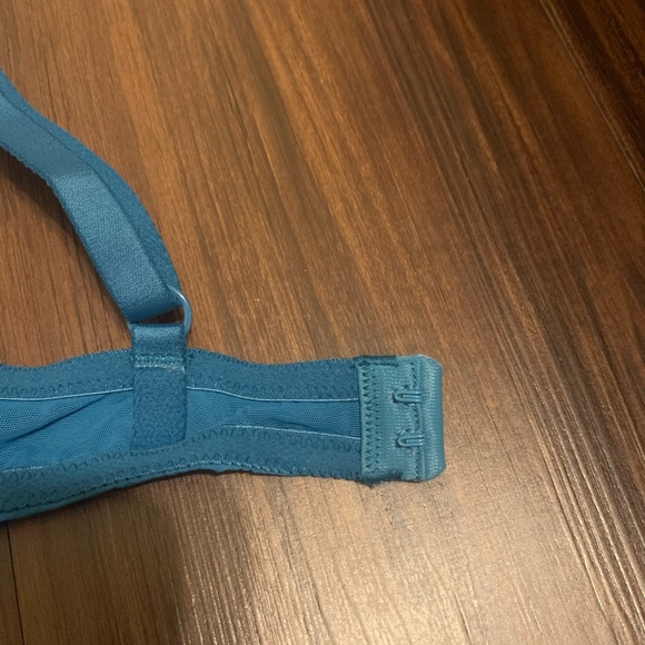 NWT Lou Paris Push-Up Bra with Removable Pads - Picture 7 of 8